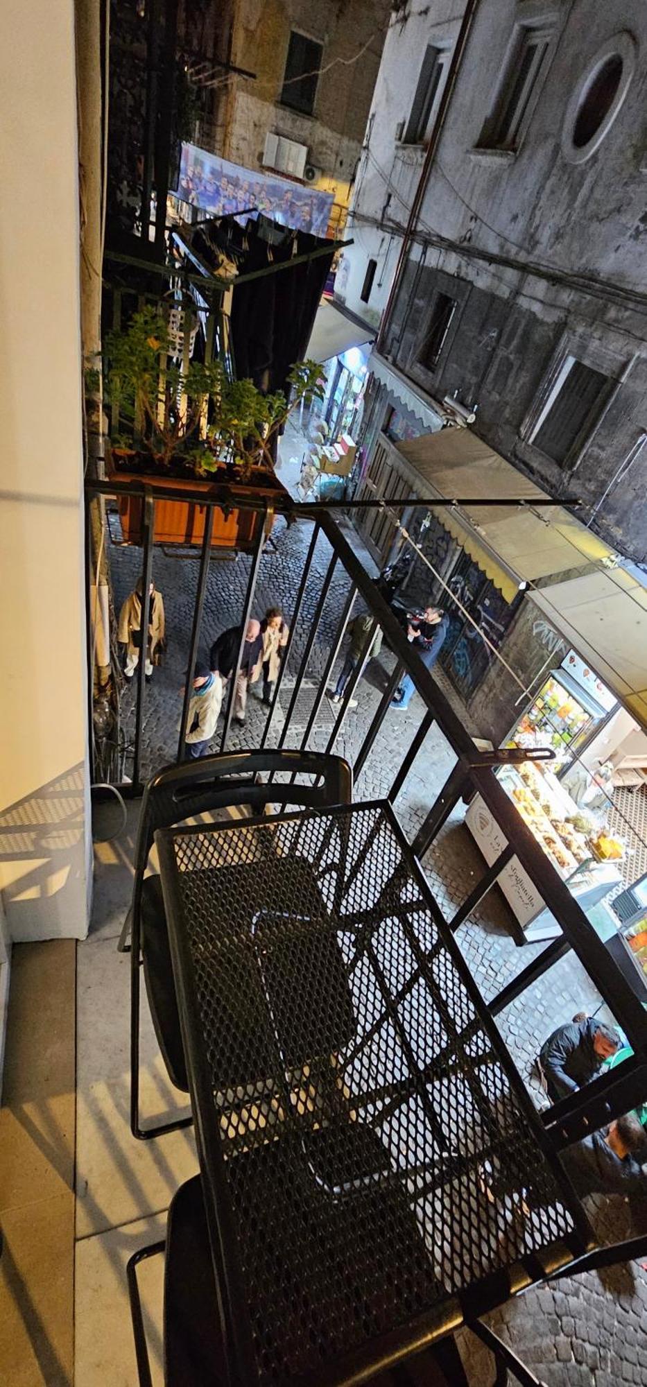 Napoli Decumani Appartamento Exterior foto