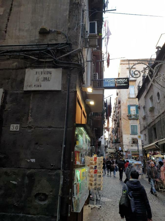 Napoli Decumani Appartamento Exterior foto